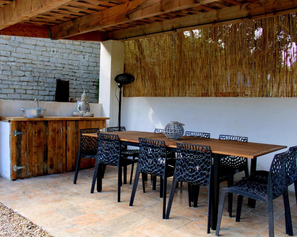 Bed and Breakfast Les Jardins D'Eleusis Murs  Exterior foto