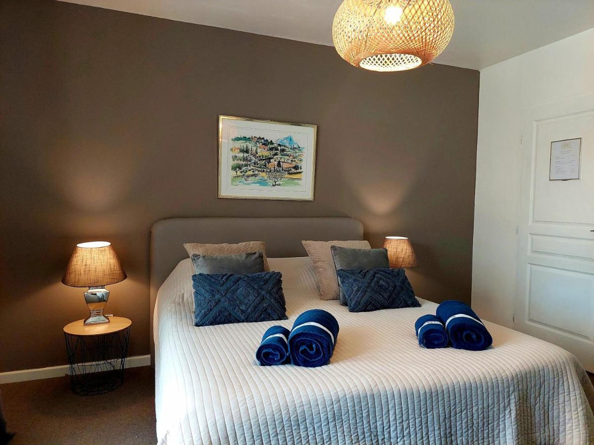 Bed and Breakfast Les Jardins D'Eleusis Murs  Exterior foto