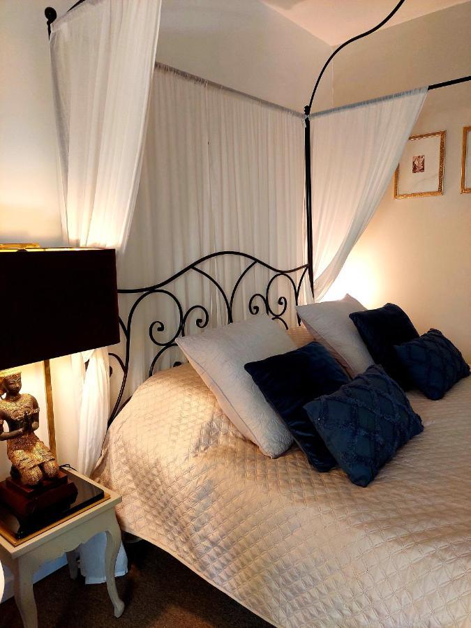 Bed and Breakfast Les Jardins D'Eleusis Murs  Exterior foto